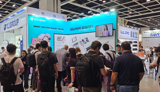 حل جلوس الهواتف المحمولة من روك سبيس يتلقى إشادة في معرض هونغ كونغ للإلكترونيات (إصدار الربيع)